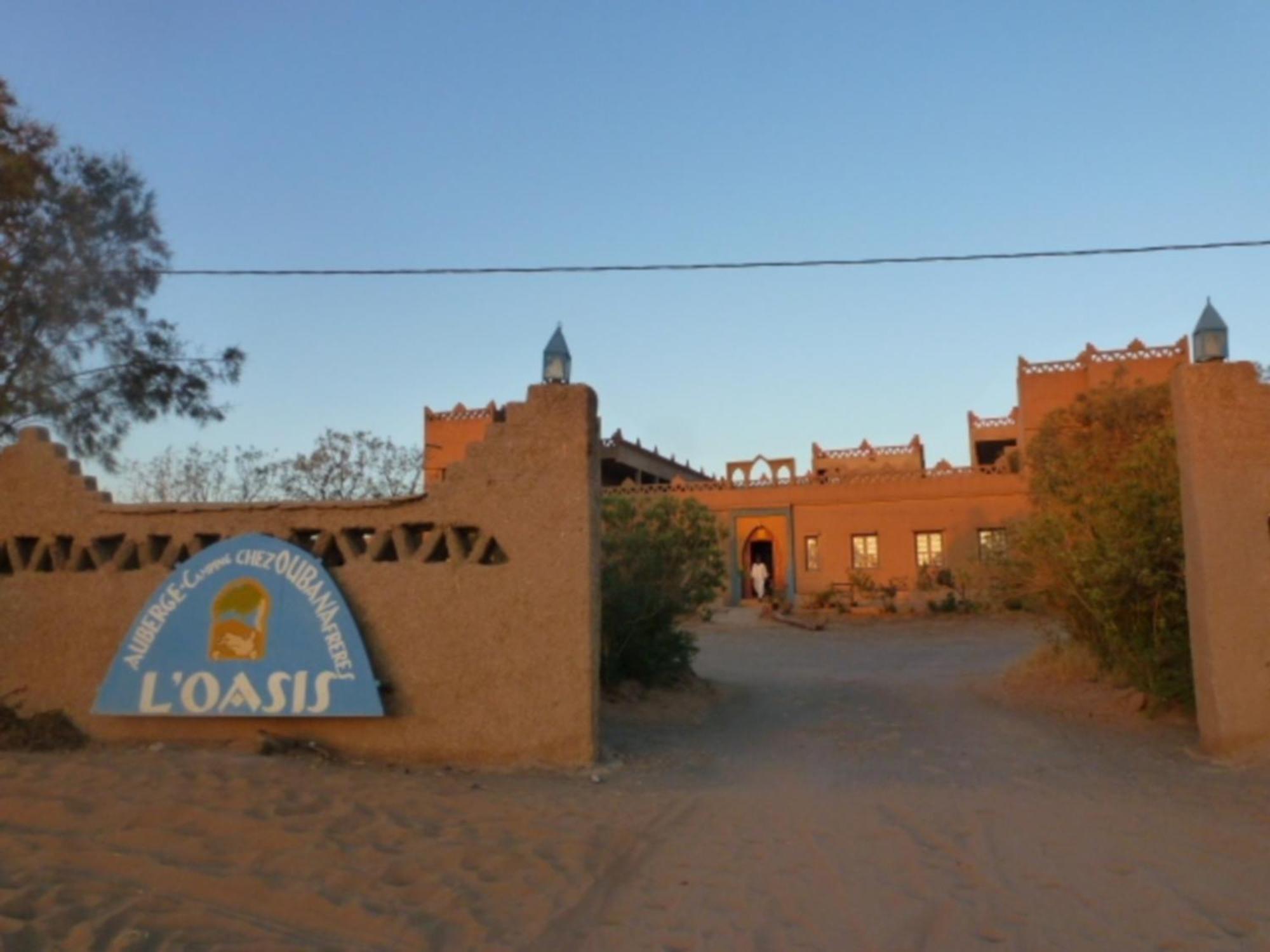 Hotel Riad Oasis Merzouga Bagian luar foto