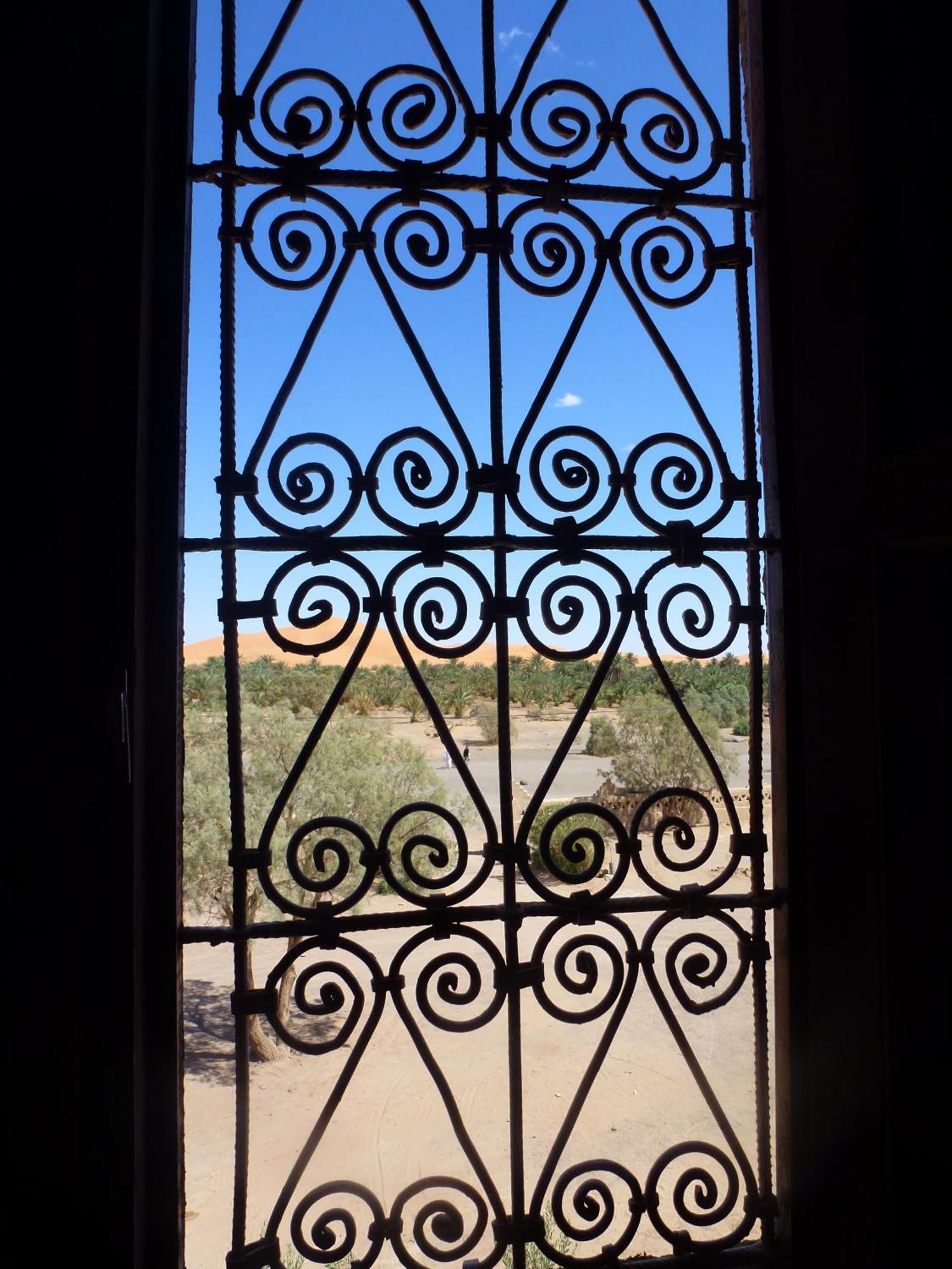 Hotel Riad Oasis Merzouga Bagian luar foto